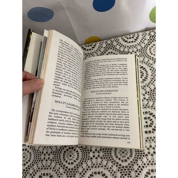 1981 Handbook of Cockatoos By Dr. A.E. Decoteau ❤️🍒 - Picture 13 of 13